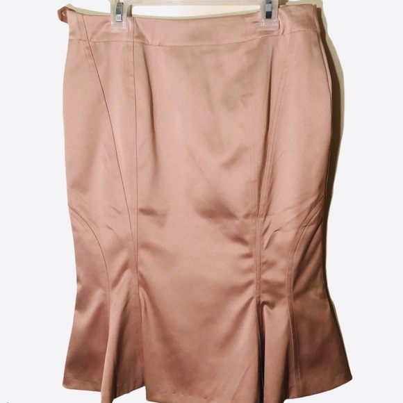DIVIDED by H&M Pale Pink Mini Skirt - Picture 1 of 5